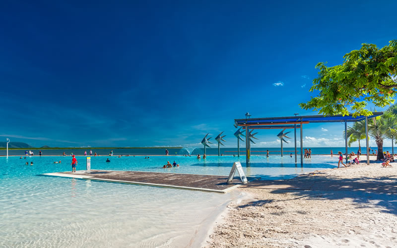 Tropical North Queensland Sydneys Hotel
